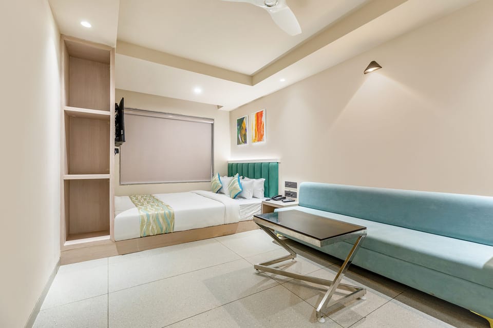 Executive Room | Premium bedding, pillowtop beds, in-room safe, WiFi (free)