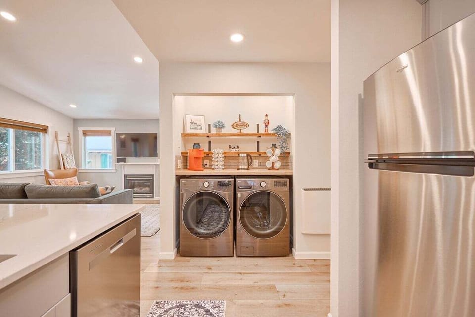 free washer and dryer included