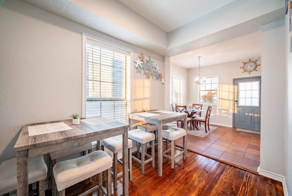 Another angle of the dining area