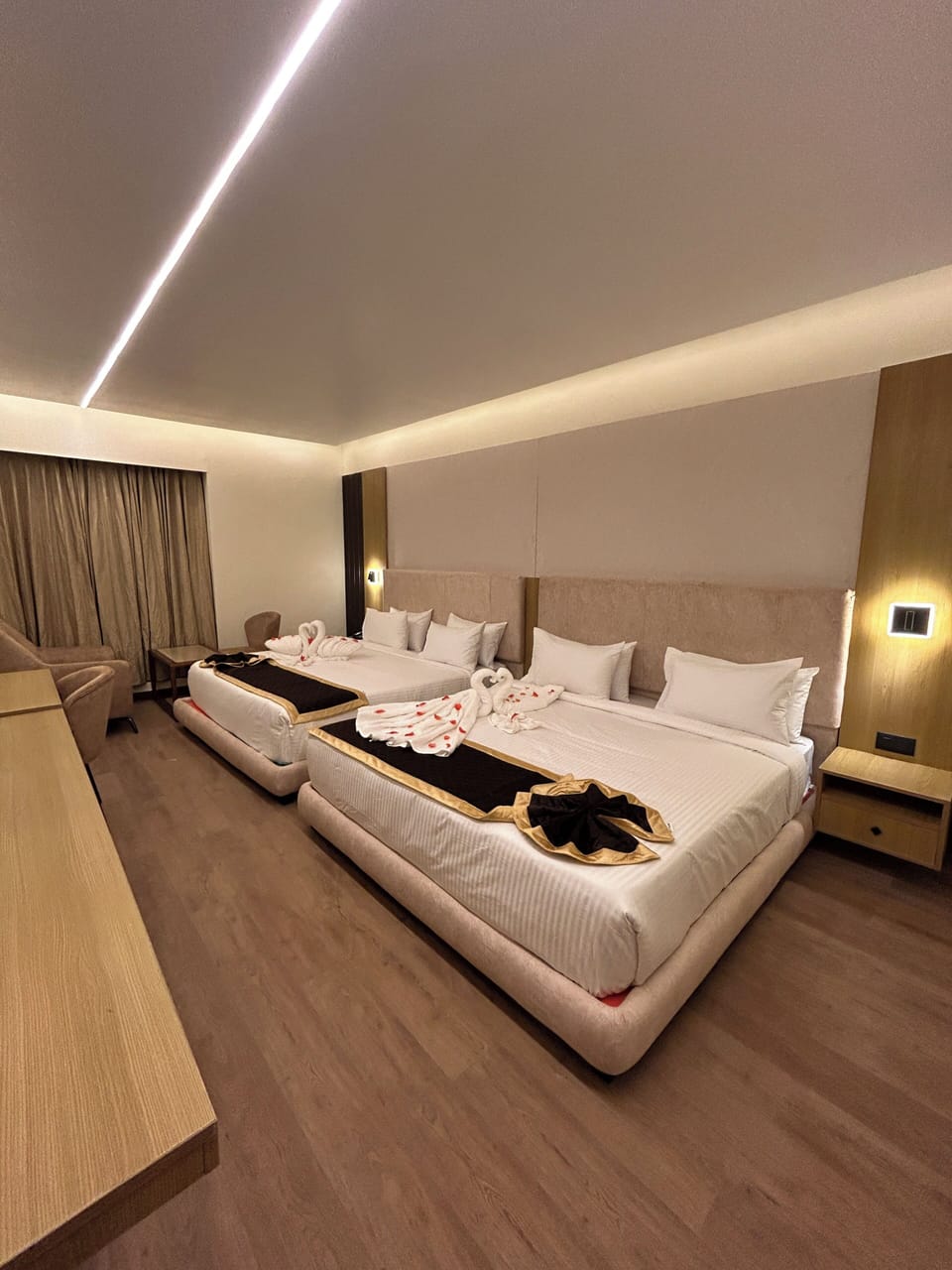 Family Suite | In-room safe, desk, soundproofing, iron/ironing board