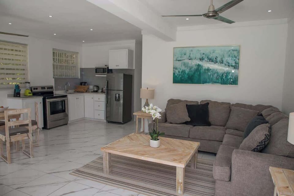 Seating area in the living room for the group. Perfect place for bonding!