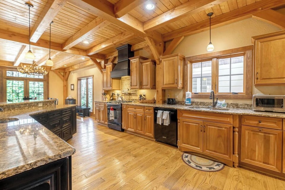 Kitchen--- Luxury with Granite Counter-Tops