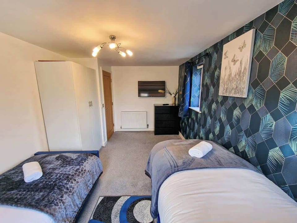Wake up refreshed in this cozy and comfortable bedroom.