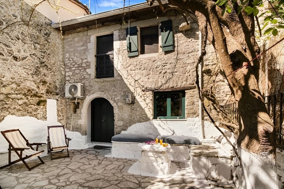 House | Terrace/patio