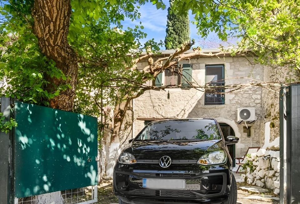 House | Property grounds