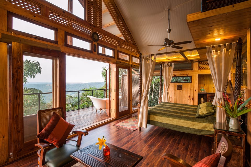 Sunset Machan with Bathtub on Deck | Minibar, in-room safe, desk, laptop workspace