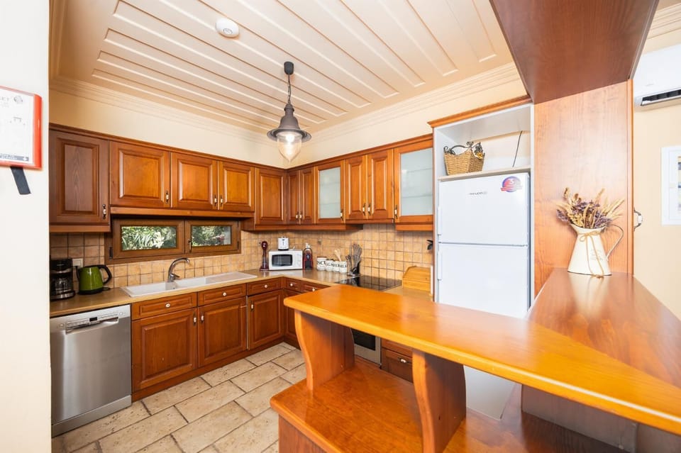 Equipped kitchen