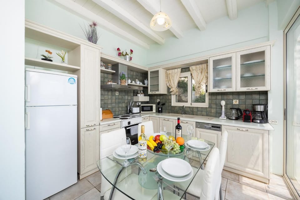 Equipped kitchen