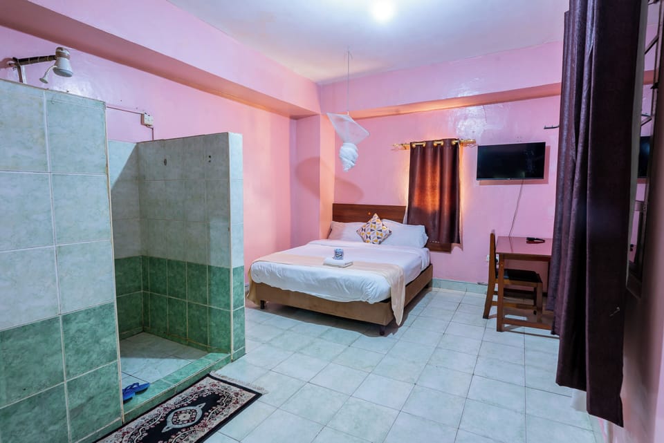 Standard Double Room | Desk, soundproofing, free WiFi
