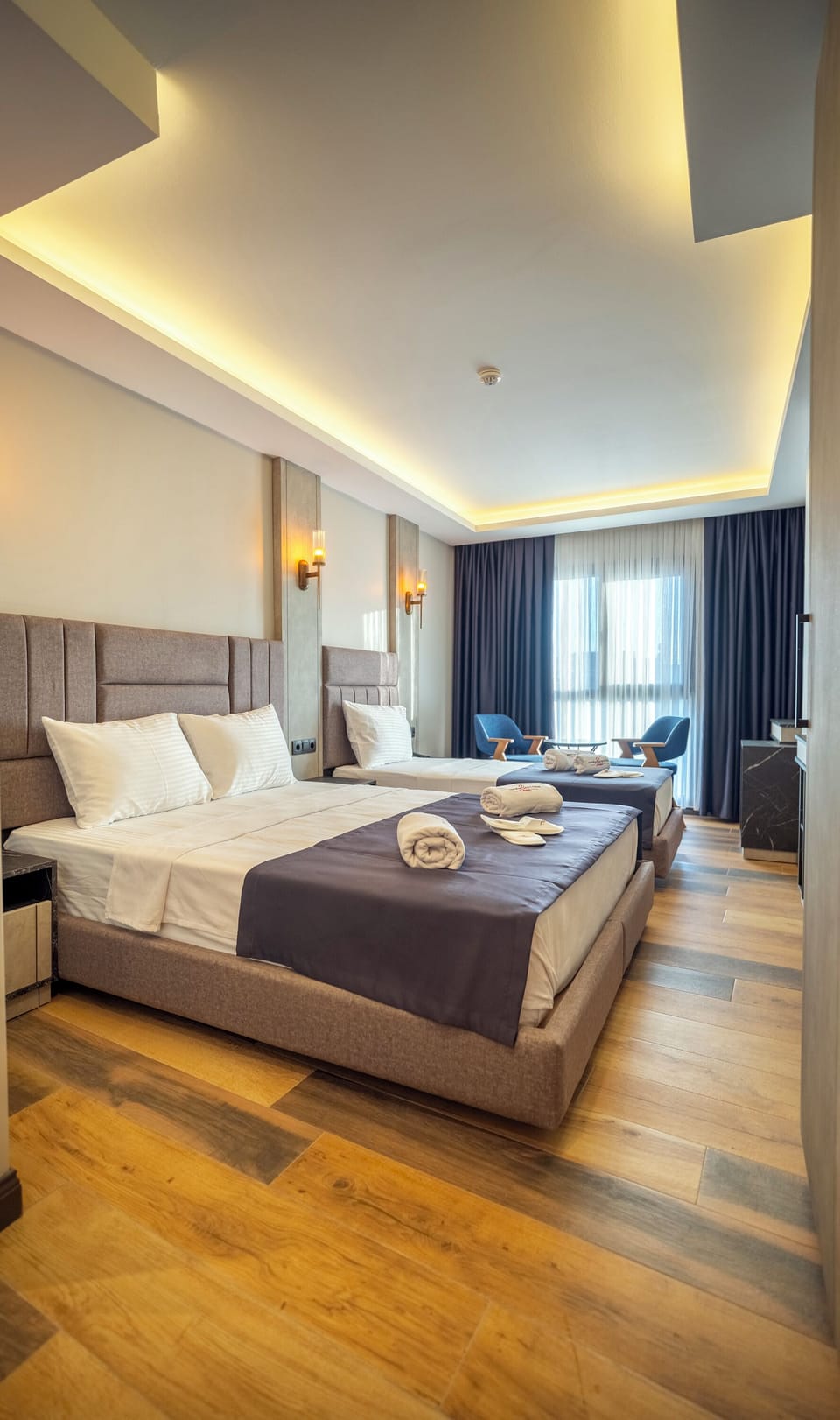 Superior Twin Room, City View | Egyptian cotton sheets, premium bedding, Select Comfort beds