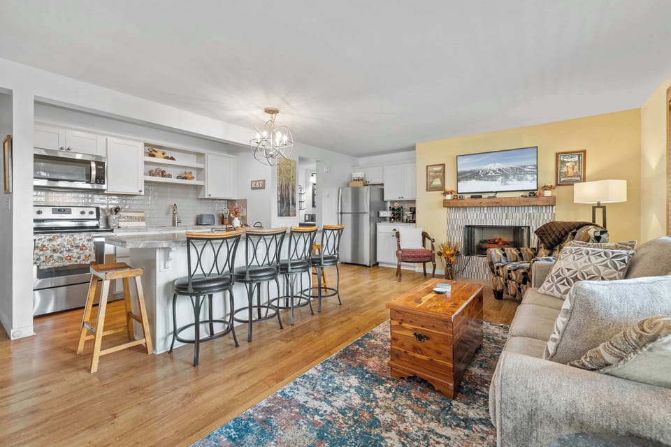 Sip morning coffee or grab a bite at the kitchen counter, with seating for 6