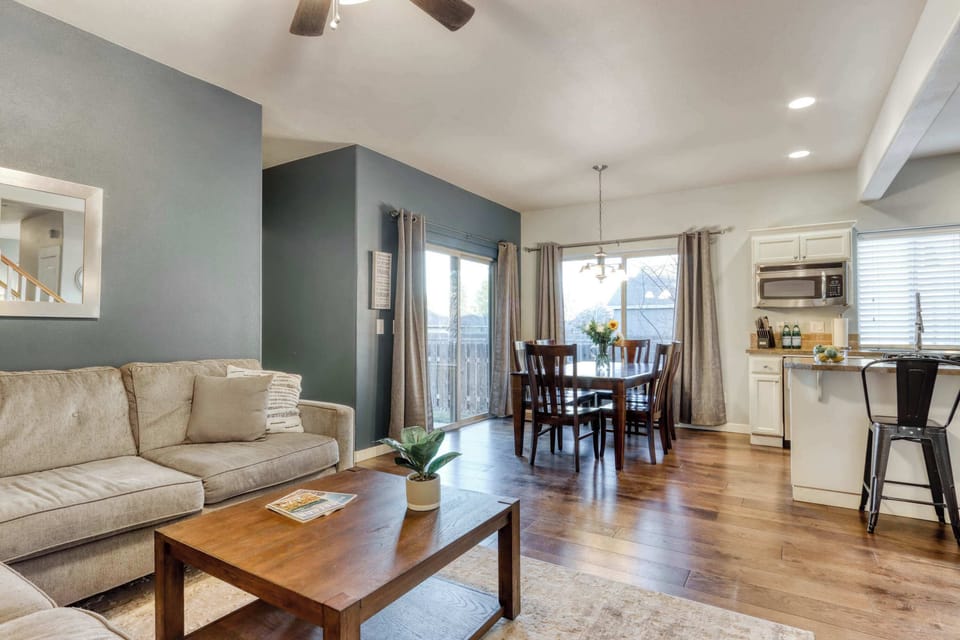 Living and dining area