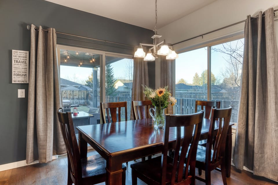 Dining table with seating for 6