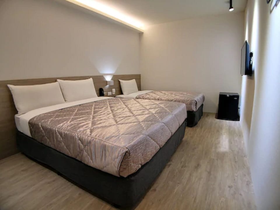 Triple Room, No Windows | Free WiFi