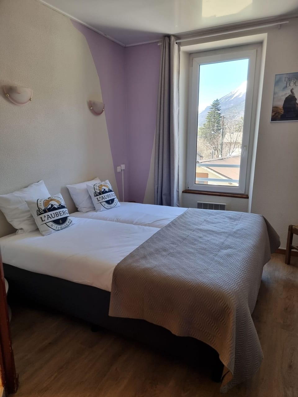 Double or Twin Room, Private Bathroom, Mountain View (hôtel 2 étoiles)
