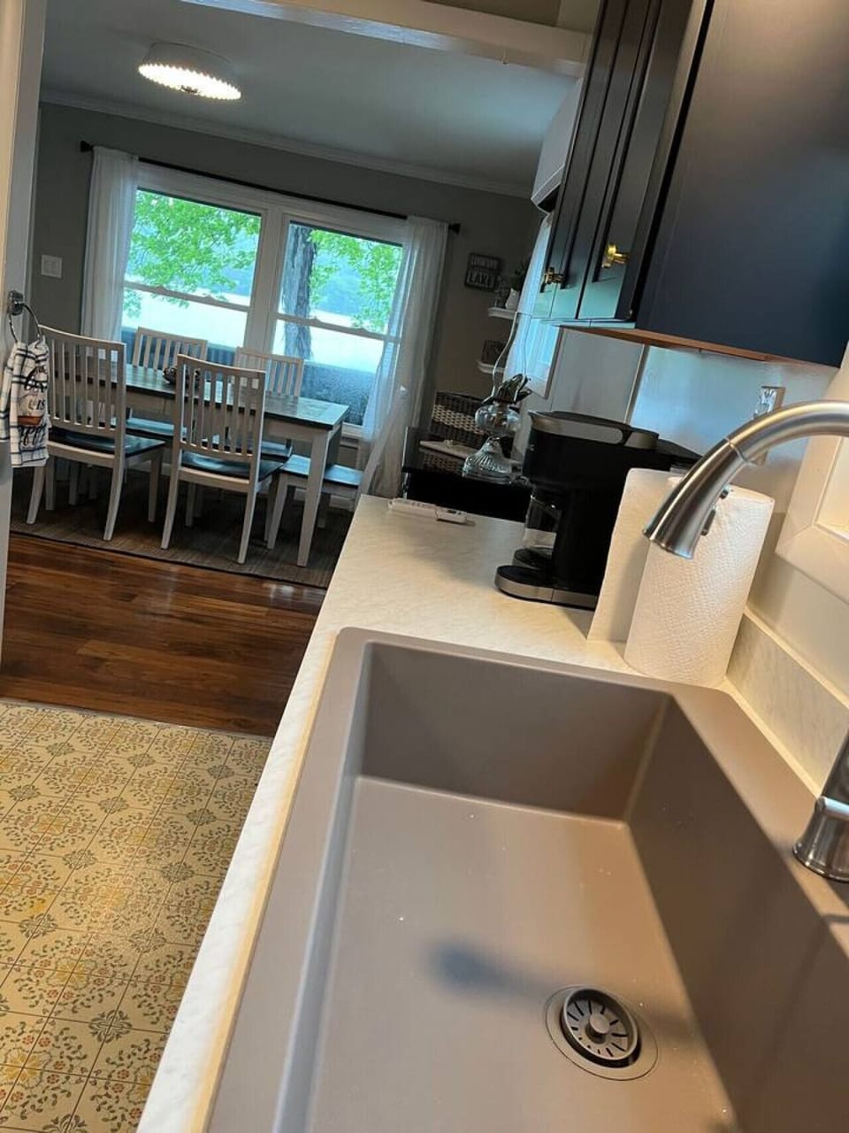 kitchen looking to dining room