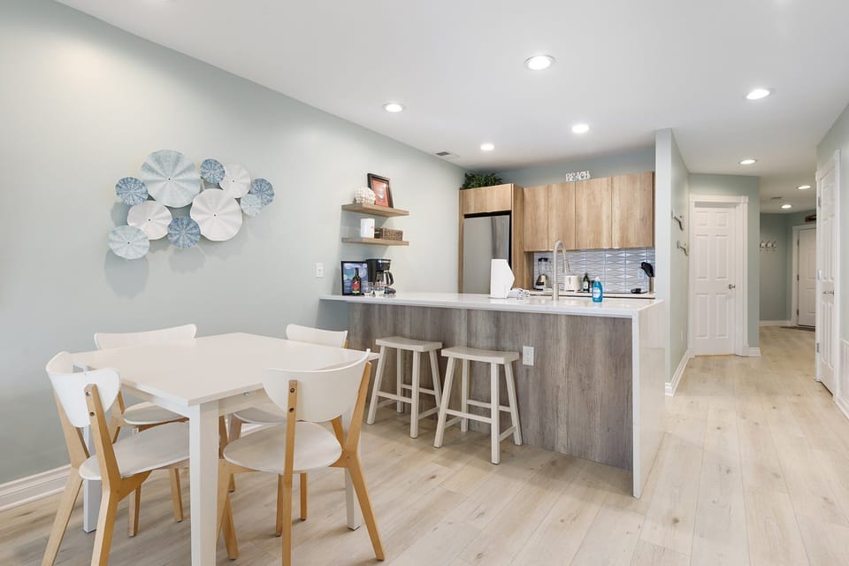 Light-filled dining space that flows seamlessly into the stylish kitchen.