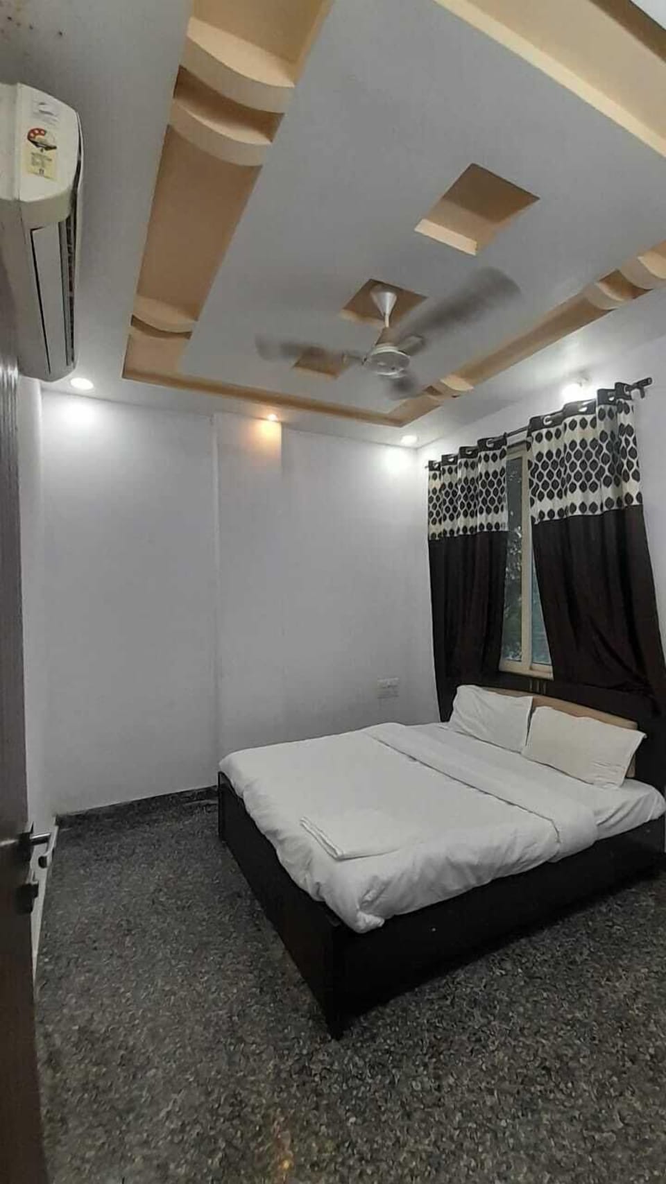 Classic Double Room | Free WiFi