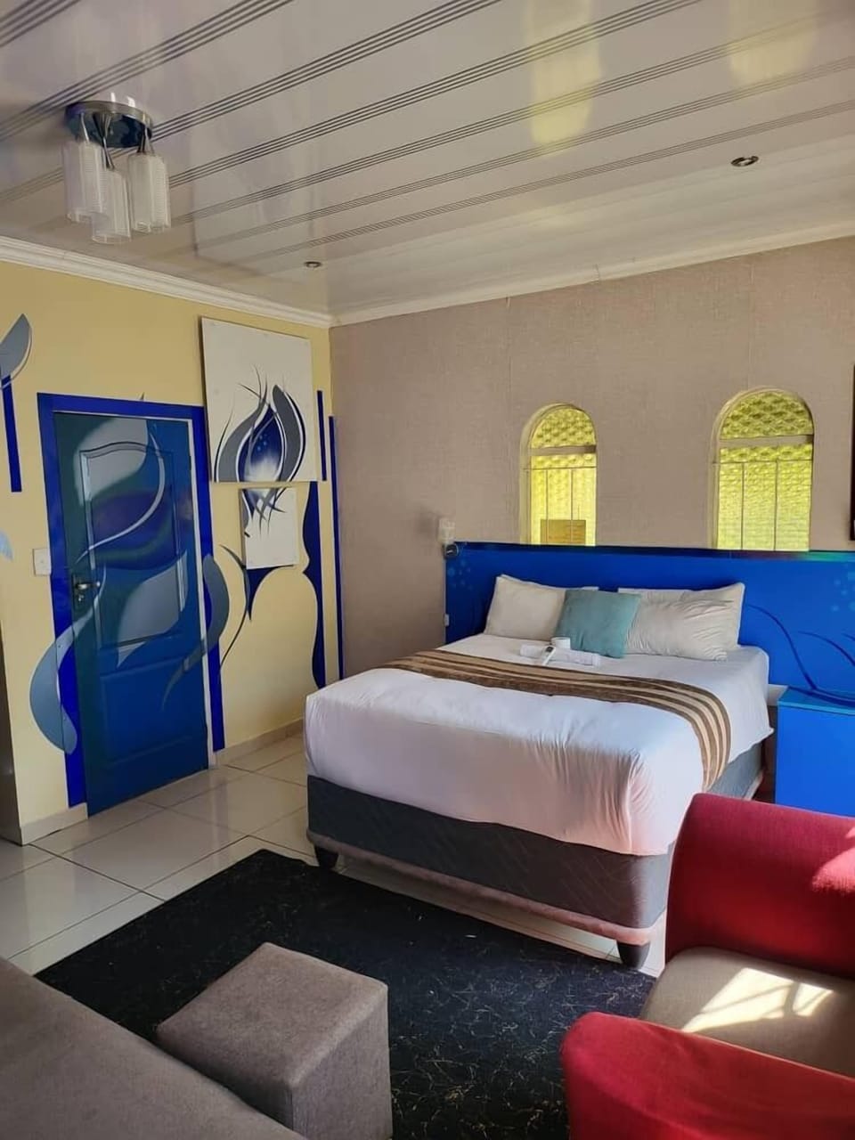 Studio, Non Smoking | Laptop workspace, iron/ironing board, free WiFi