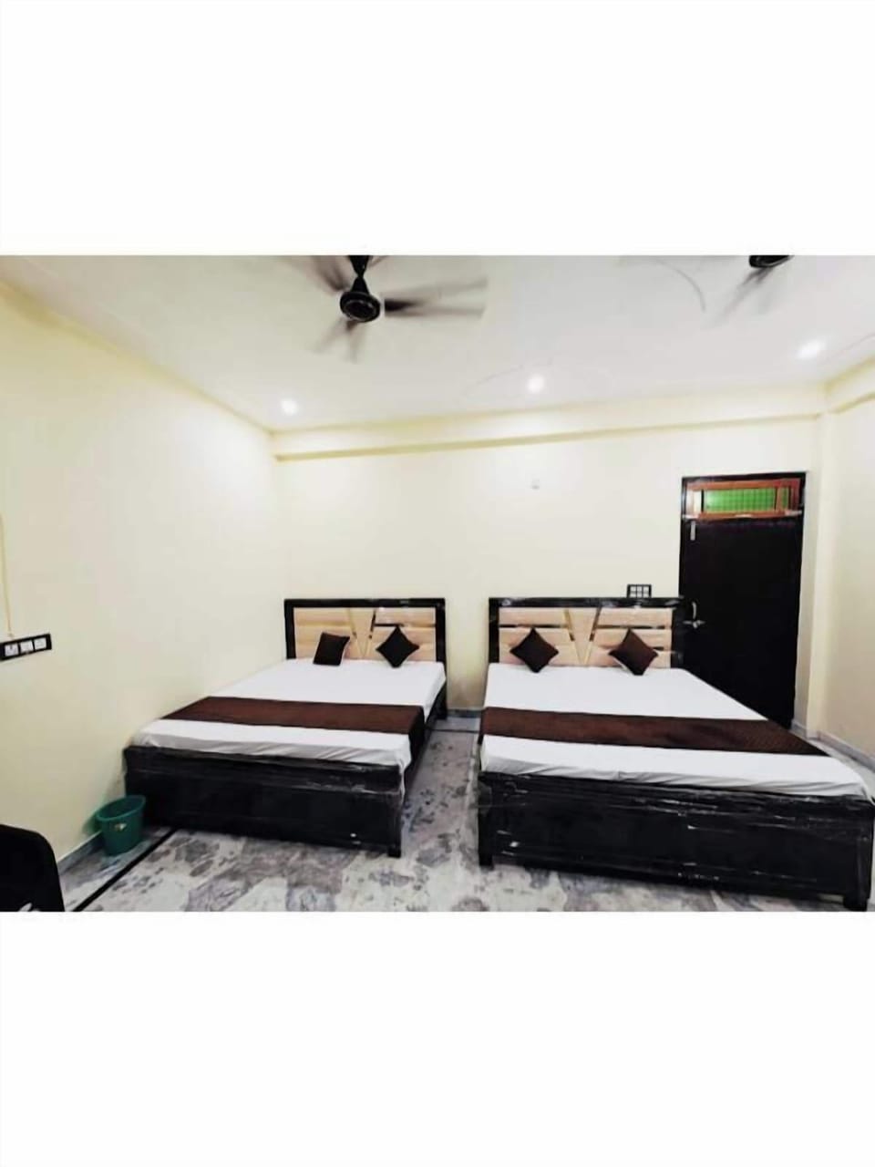 Deluxe Room | Free WiFi