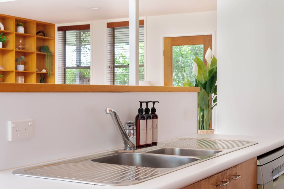 Kitchen 02