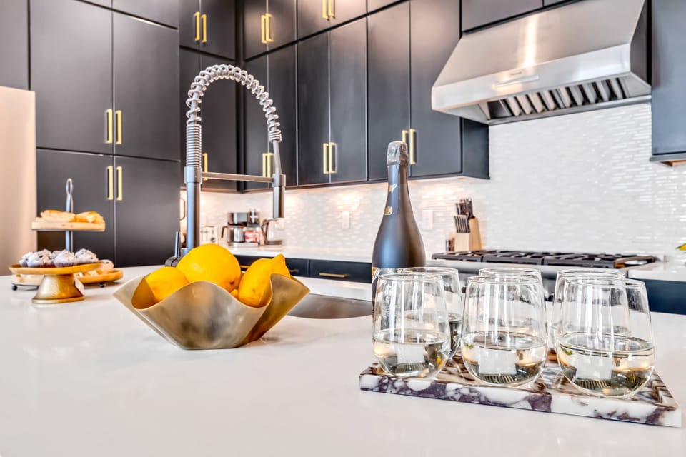House | 4 bedrooms, high-speed internet