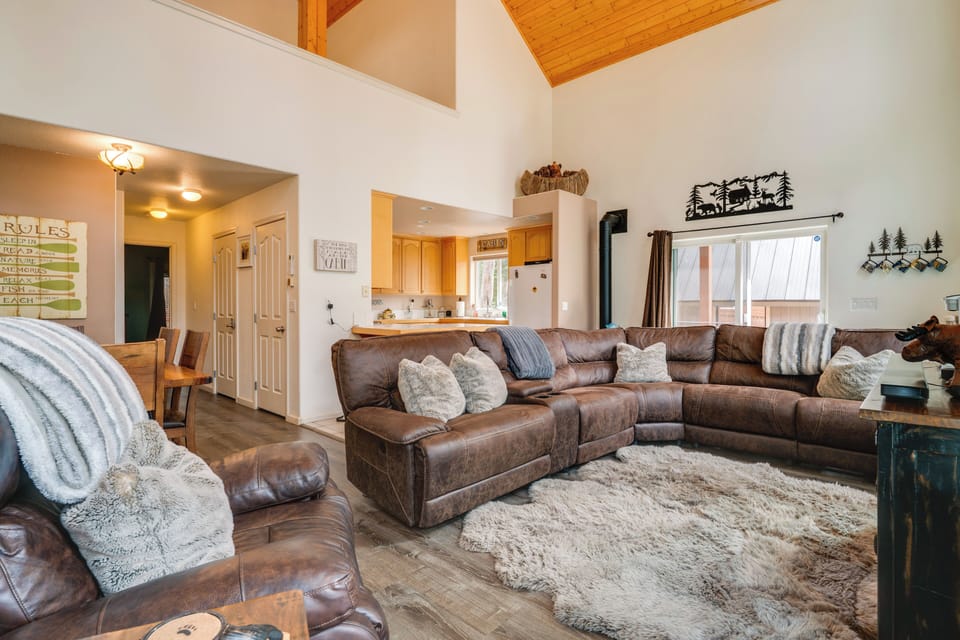 House (3 Bedrooms) | Interior