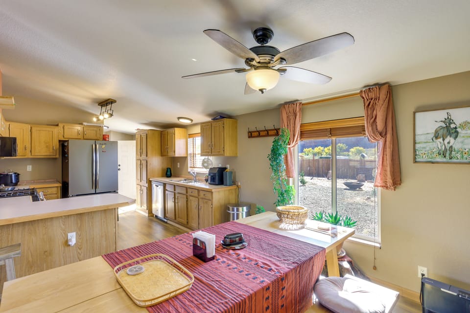 House (2 Bedrooms) | Interior