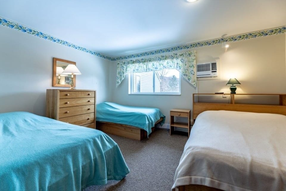 Condo, 4 Bedrooms | 4 bedrooms, desk, laptop workspace, iron/ironing board