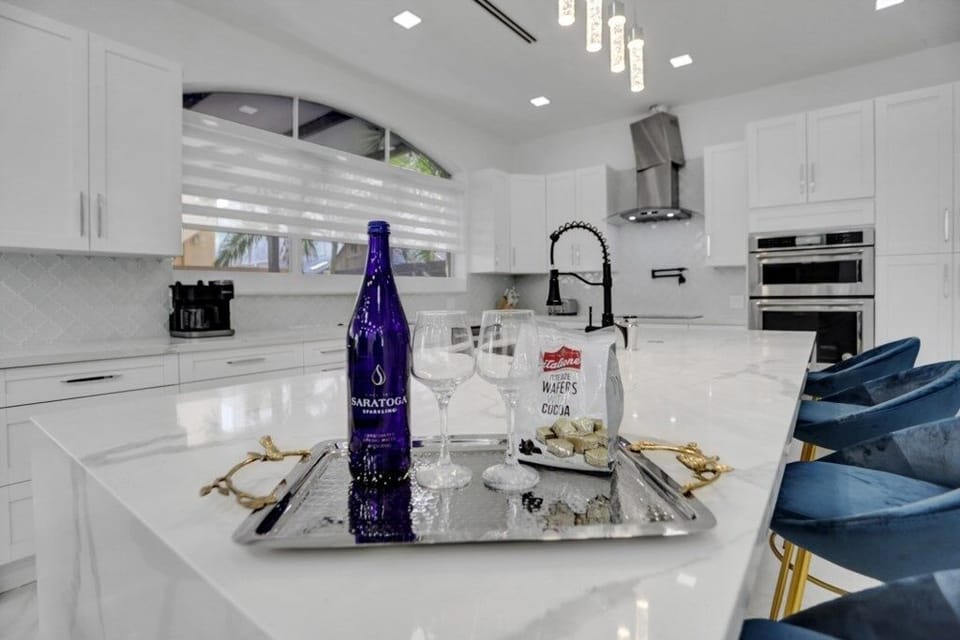 Villa, 4 Bedrooms | Private kitchen | Fridge, oven, coffee/tea maker, electric kettle