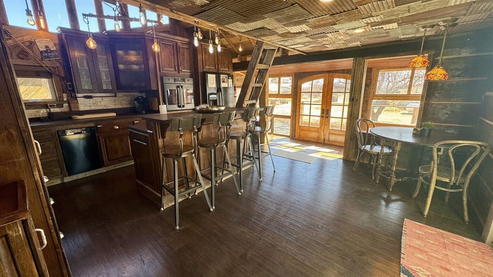 Fully Equipped Kitchen with so much character!