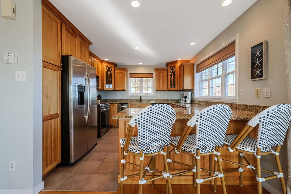 Modern kitchen.