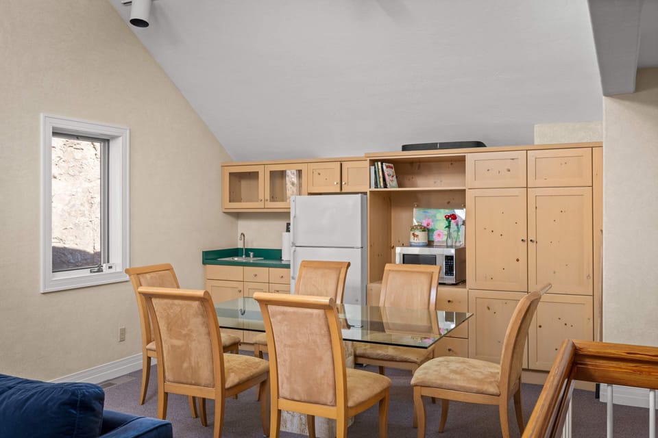 Family / Media Room - Adjoining kitchenette