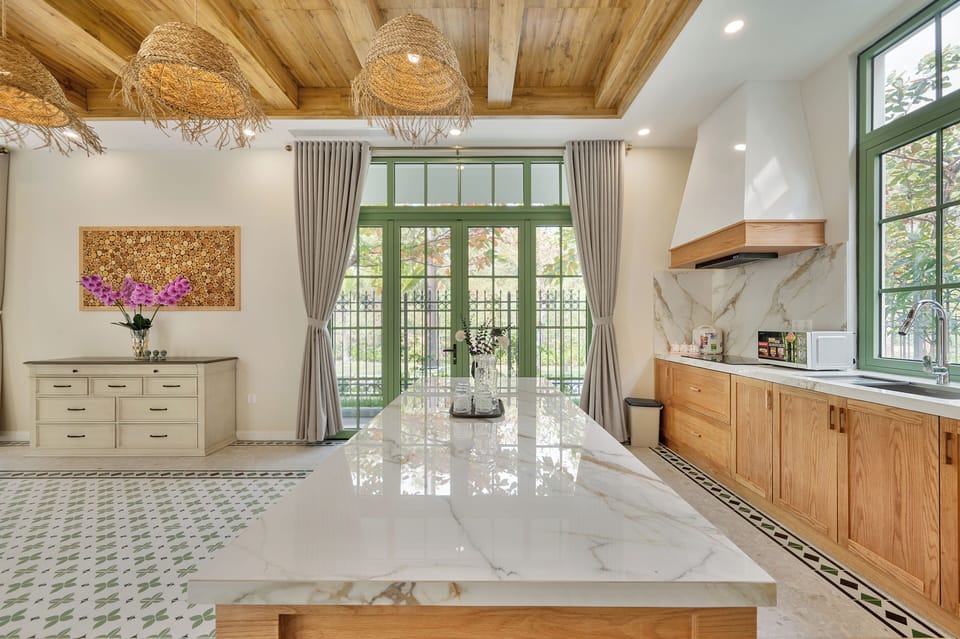 Premier Villa, 5 Bedrooms, Private Pool | Private kitchen | Fridge, microwave, oven, stovetop
