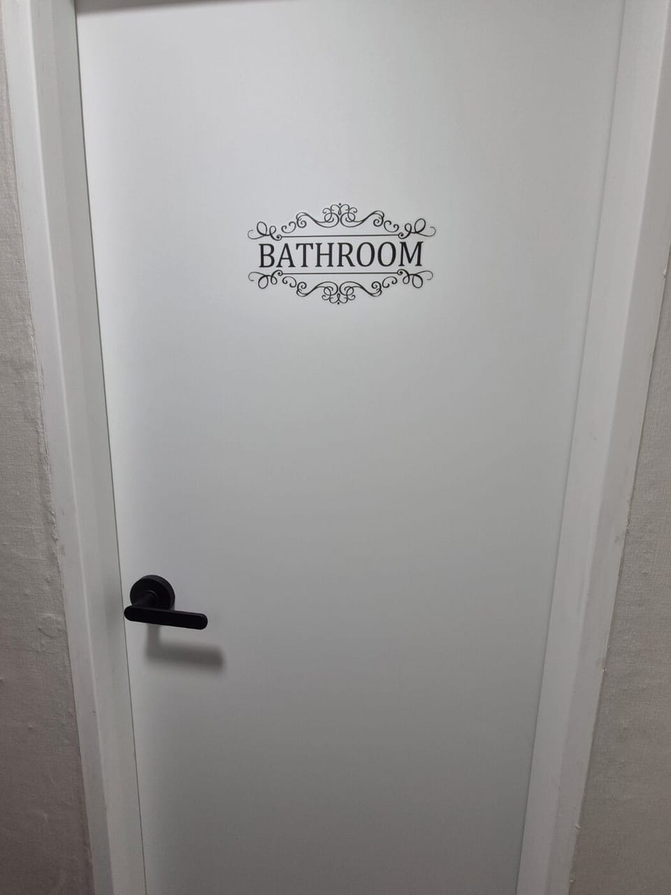 Deluxe Single Room | Free WiFi, bed sheets