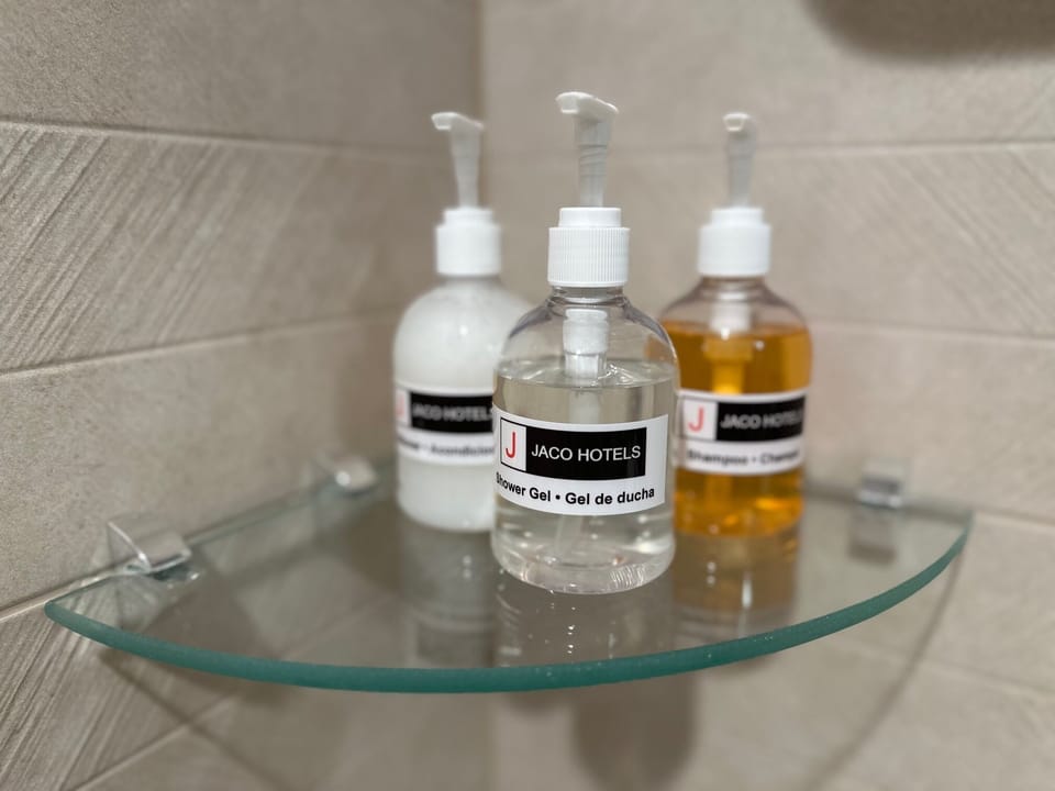 Bathroom amenities