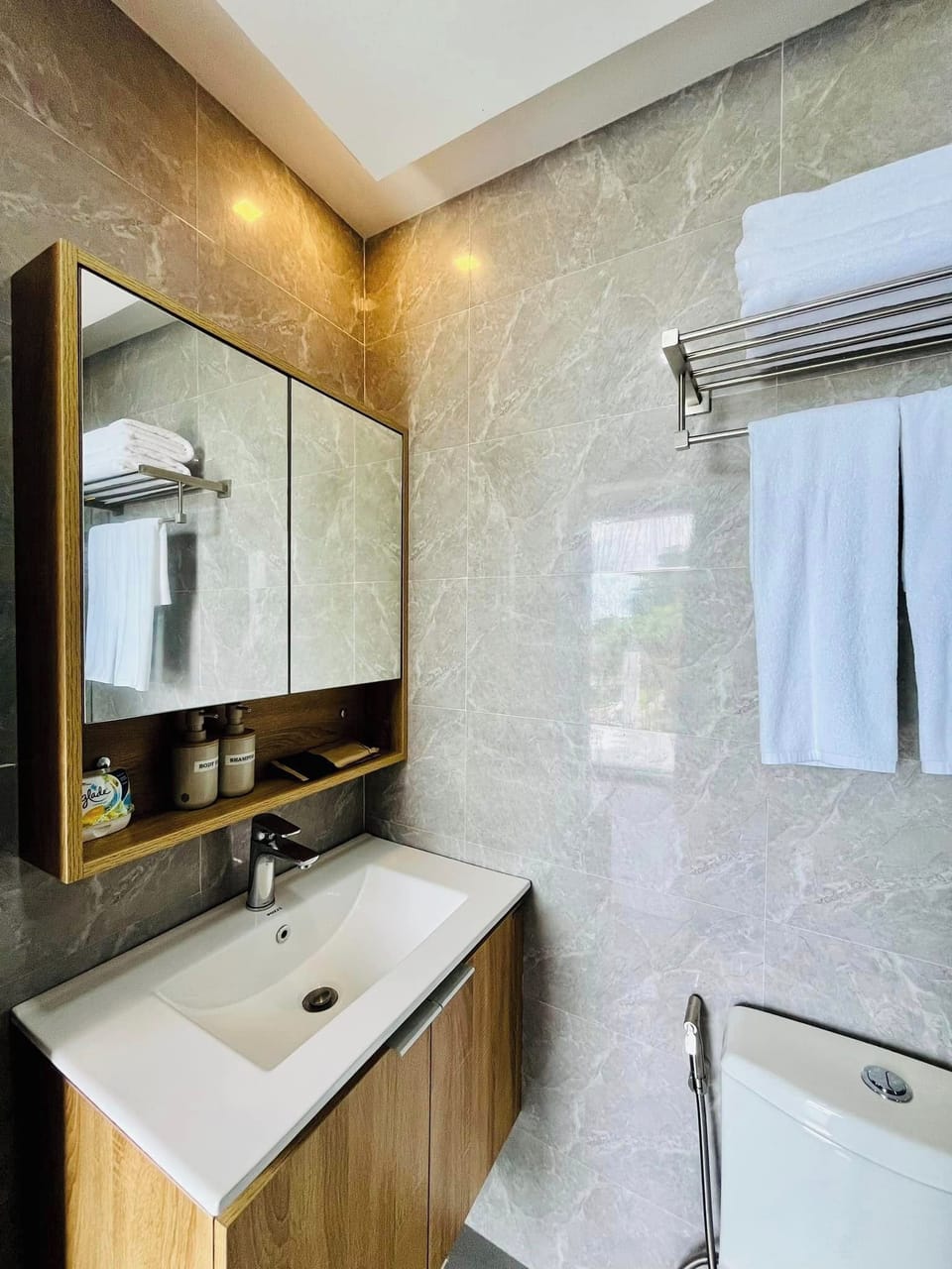 Junior Studio Suite, Beach View | Room amenity