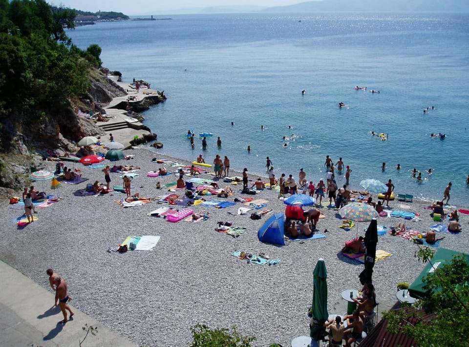 Apartment (Two Bedroom Apartment With Terrace 1) | Beach