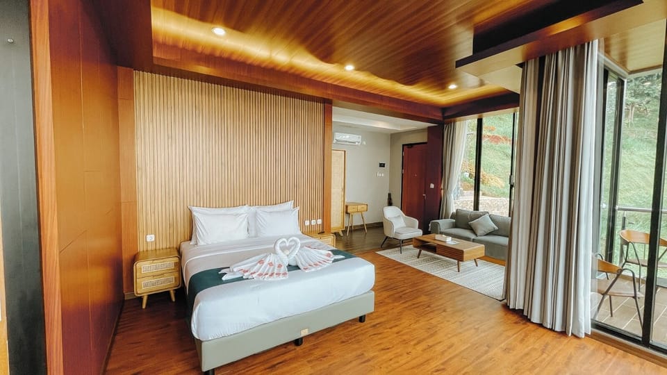 Executive Double Room | Free WiFi