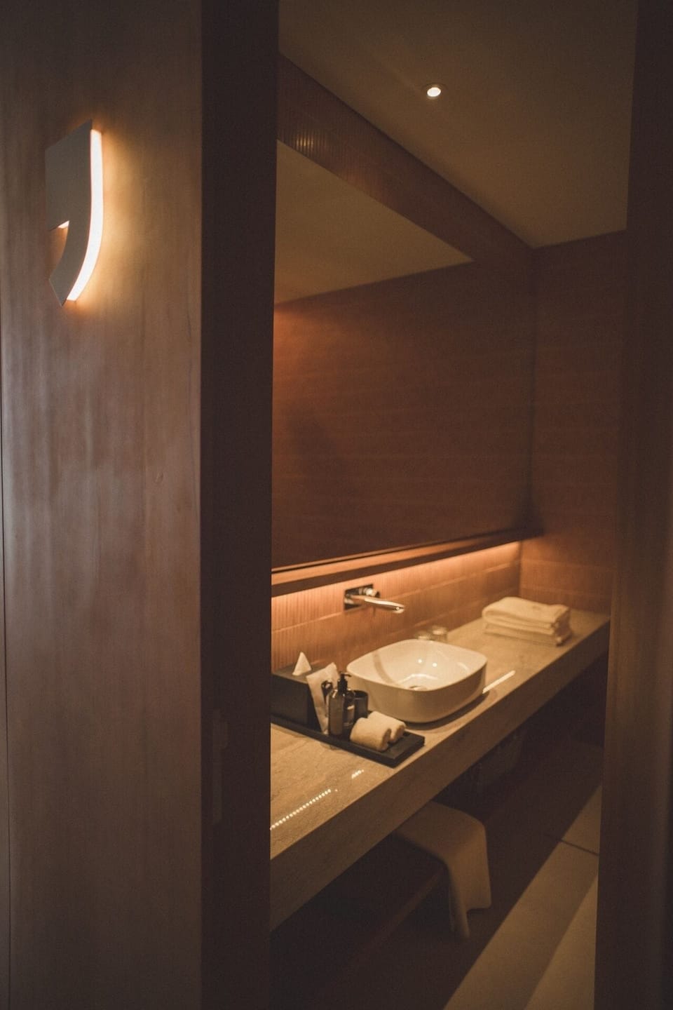 Signature Double Room, 1 King Bed, Balcony, Valley View | Bathroom | Shower, rainfall showerhead, free toiletries, hair dryer