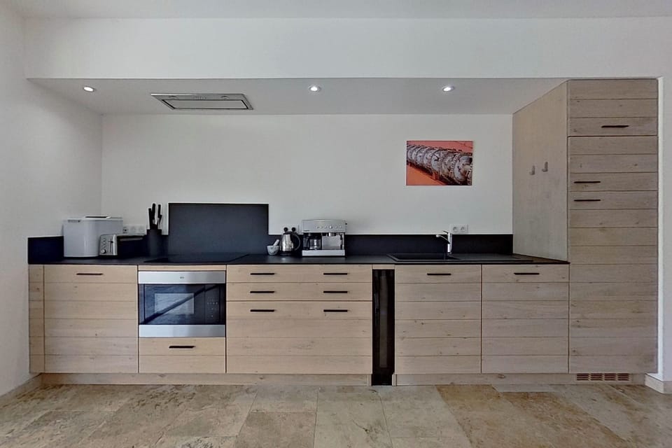 Deluxe Villa, 2 Bedrooms, Private Pool, Mountain View | Private kitchen | Full-size fridge, microwave, oven, stovetop