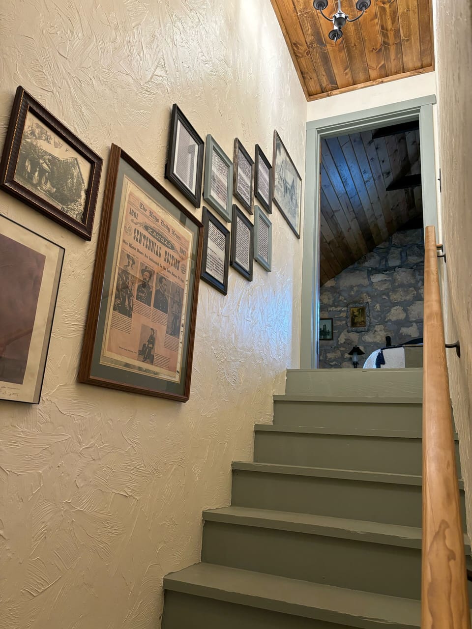 Stairs to primary suite