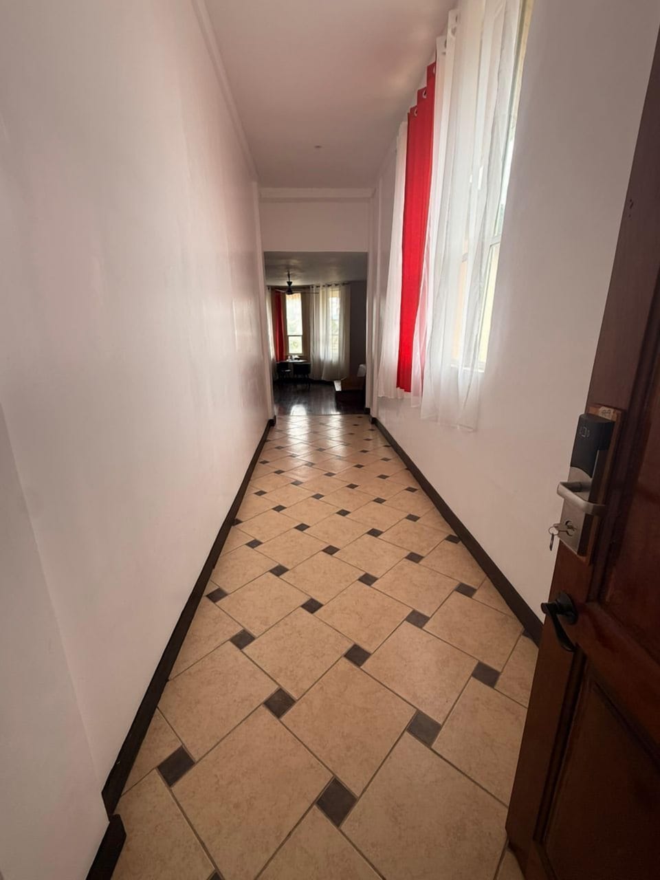 Deluxe Room | Desk, laptop workspace, WiFi (free), bed sheets
