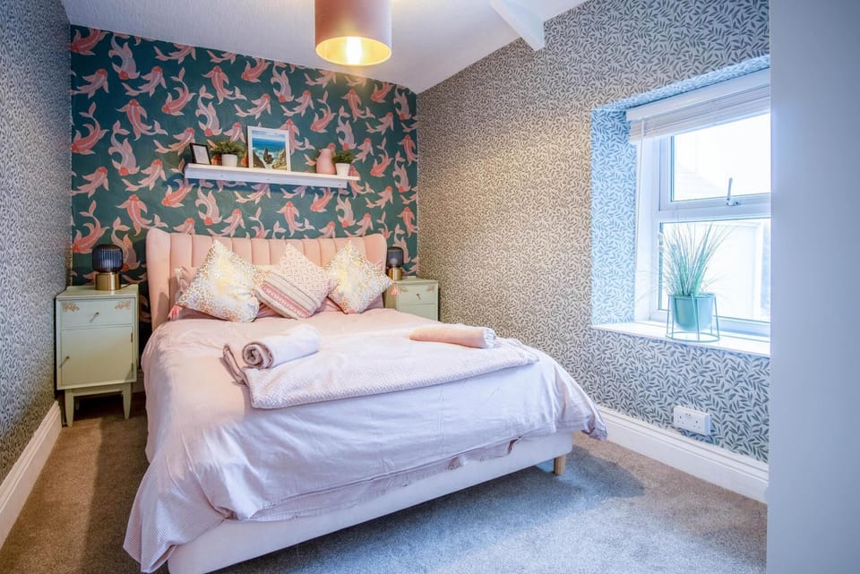 Lobster Cottage - 3 Bedroom Cottage - Tenby (24124)