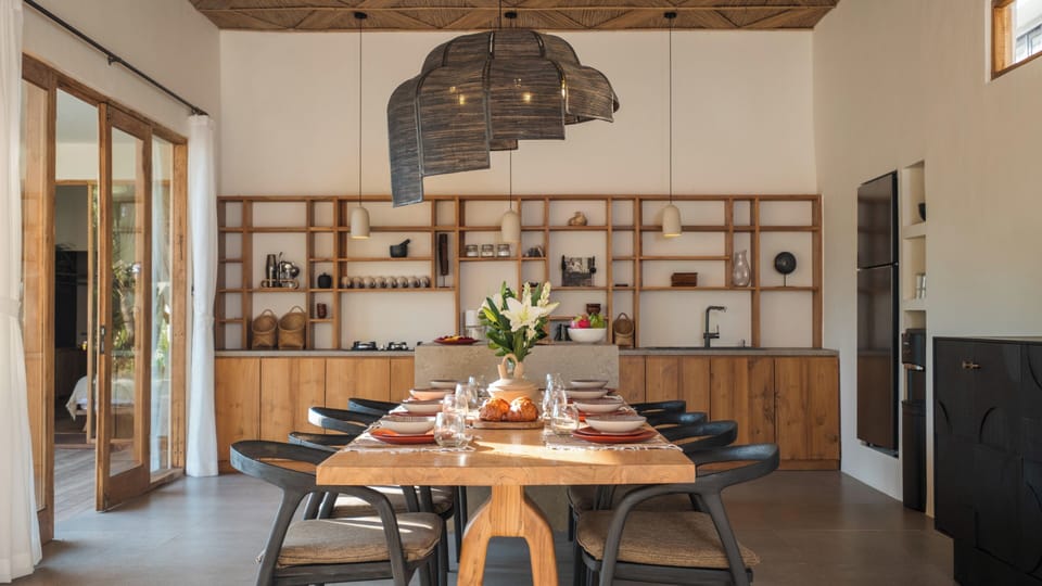 Villa, 4 Bedrooms, Pool View | Dining room