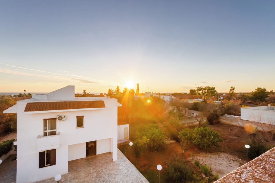 House, 3 Bedrooms, Smoking, Balcony | Exterior