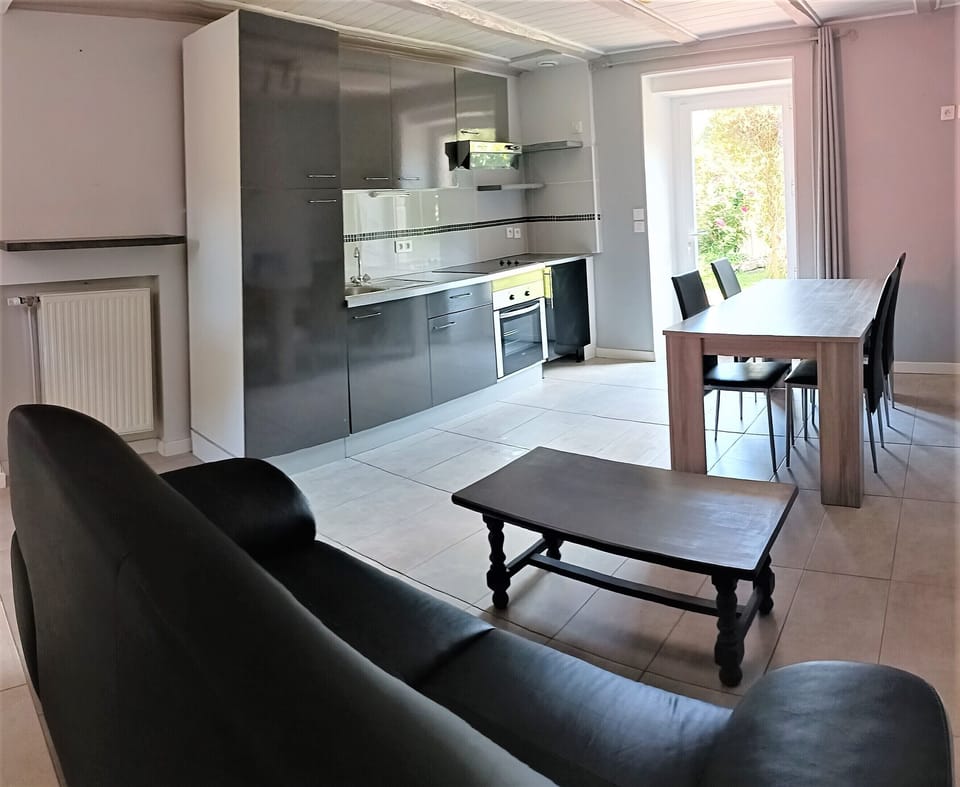 Chambre suite quadruple Fée d' Or | Private kitchen | Highchair