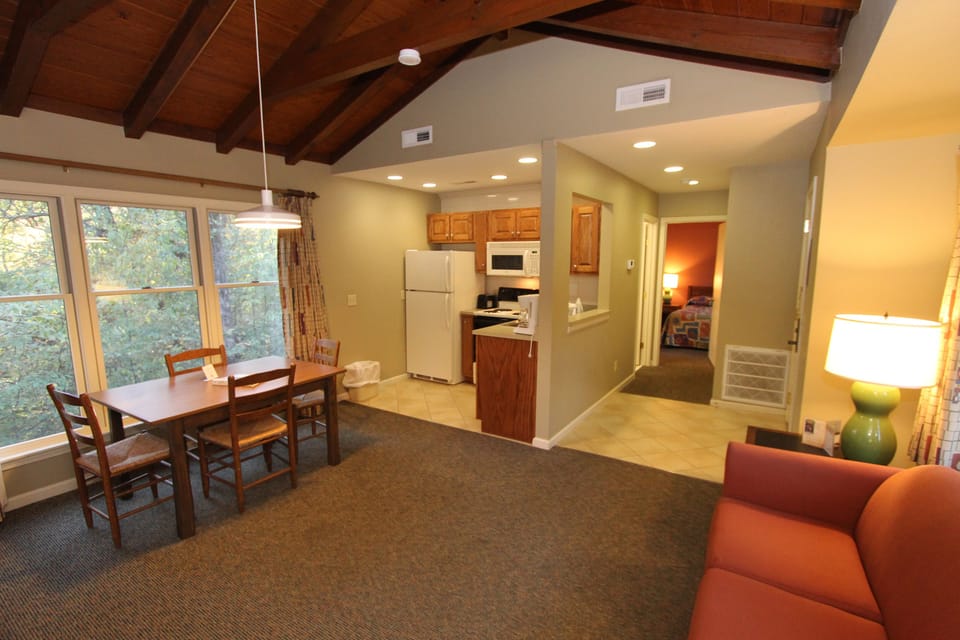 Cottage, 1 Bedroom (2 Double Beds) | Living room | Flat-screen TV
