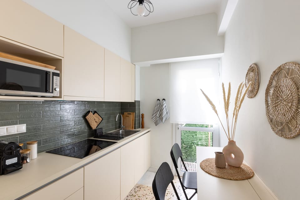 Family Apartment, City View | Private kitchen | Espresso maker, coffee/tea maker, electric kettle, toaster