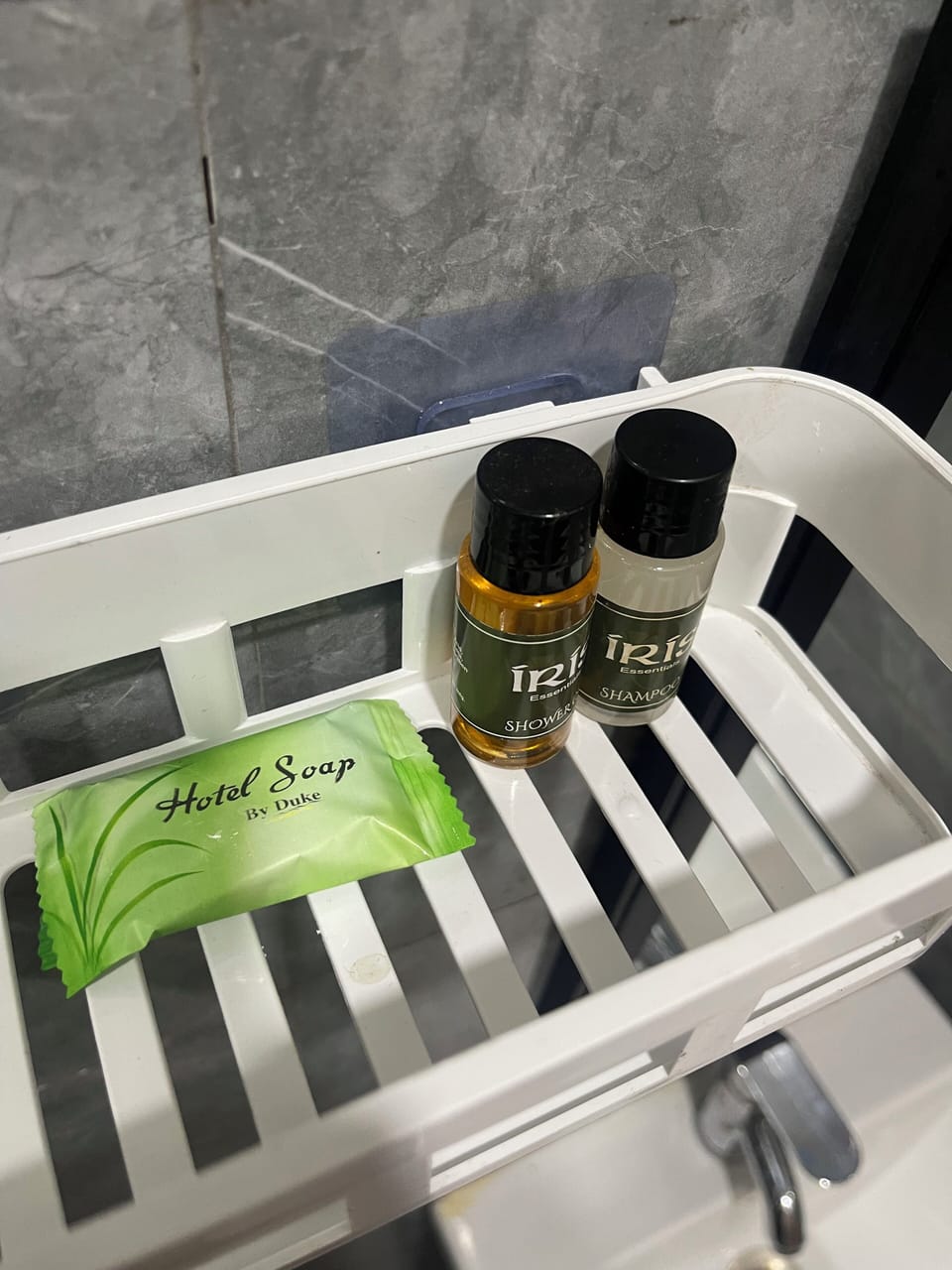 Executive Double or Twin Room, 1 King Bed, Smoking | Bathroom | Shower, towels, soap, shampoo